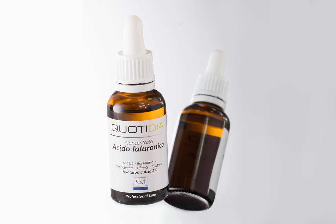 Siero Viso, Acido Ialuronico, 3 pesi, Antirughe, Idratante, Rimpolpante, Rassodante, Antietà