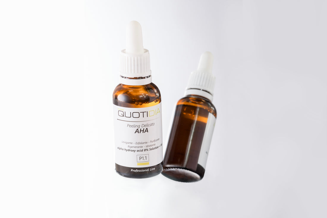 Siero viso, peeling AHA, alfa idrossi acidi, rinnova, esfolia ed illumina la pelle, contrasta la crescita di punti neri.